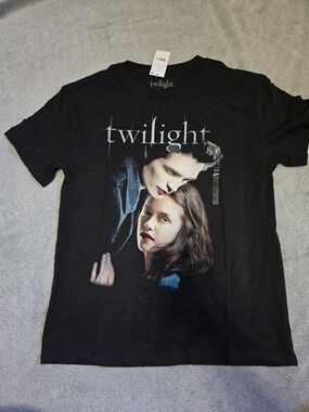 Twilight Movie Poster Graphic Tee - Black